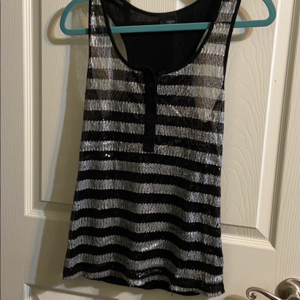 Black and silver tank top!
